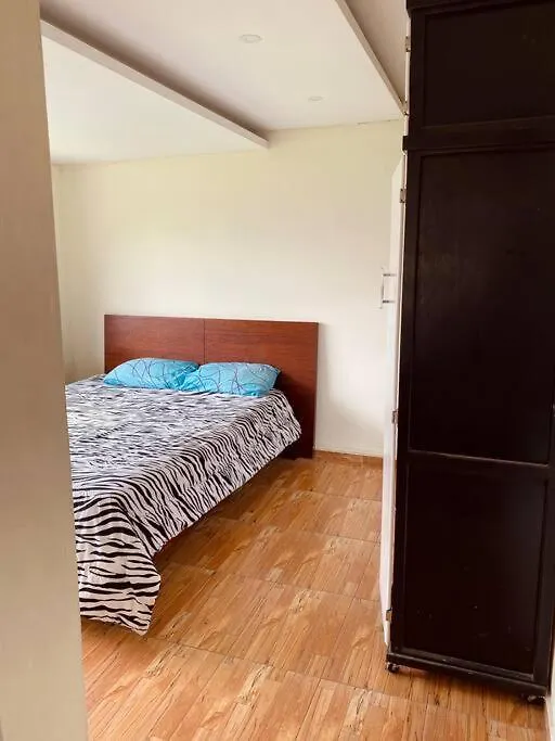 Villa Mirlo - Escondite De Lujo En קיטו
